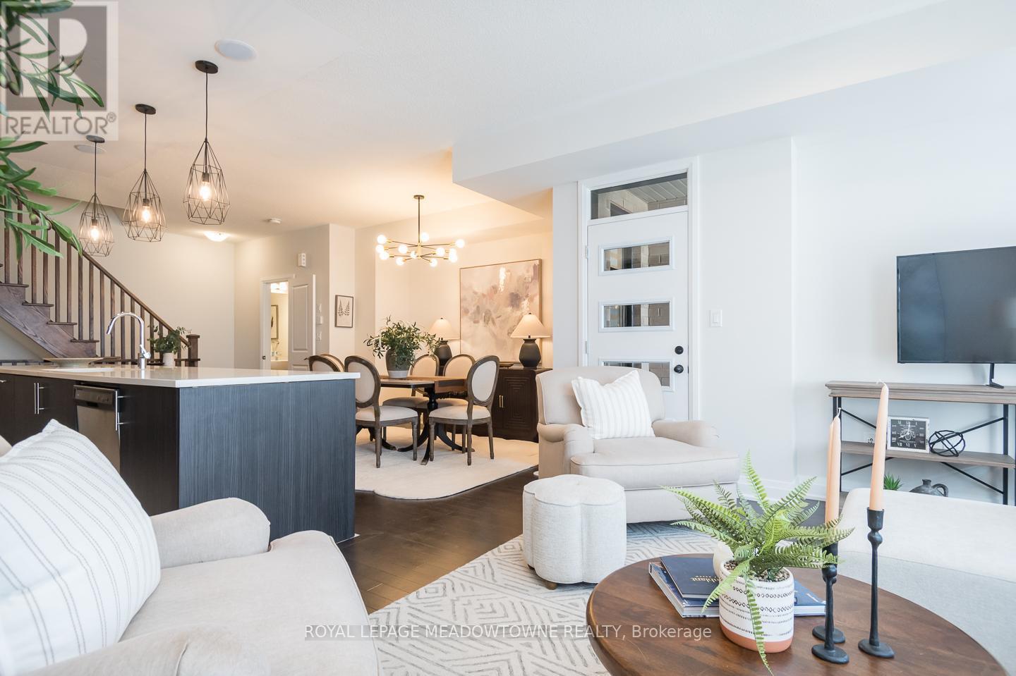 












2476 BADGER CRESCENT

,
Oakville,




Ontario
L6M5M1

