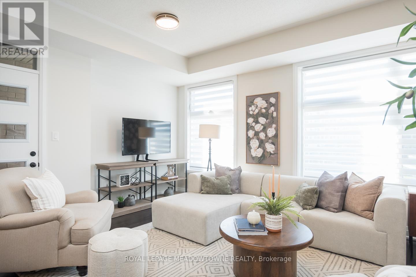 












2476 BADGER CRESCENT

,
Oakville,




Ontario
L6M5M1

