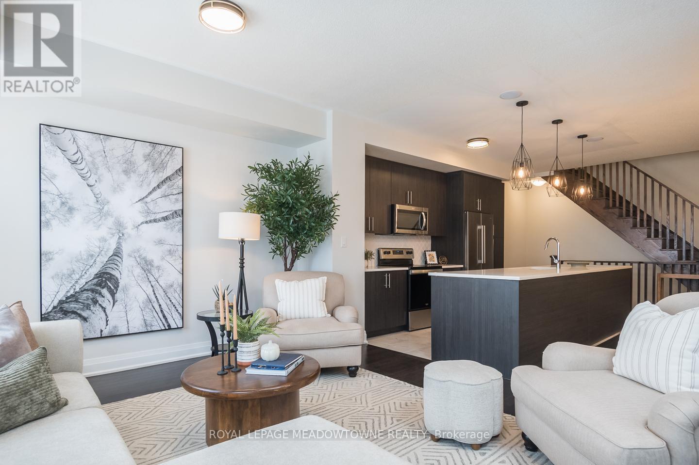 












2476 BADGER CRESCENT

,
Oakville,




Ontario
L6M5M1

