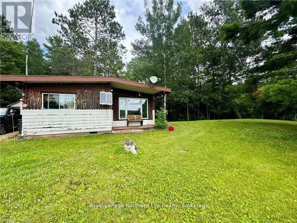 












304 LAKE NIPISSING RD ROAD

,
Nipissing,




Ontario
P0H1W0

