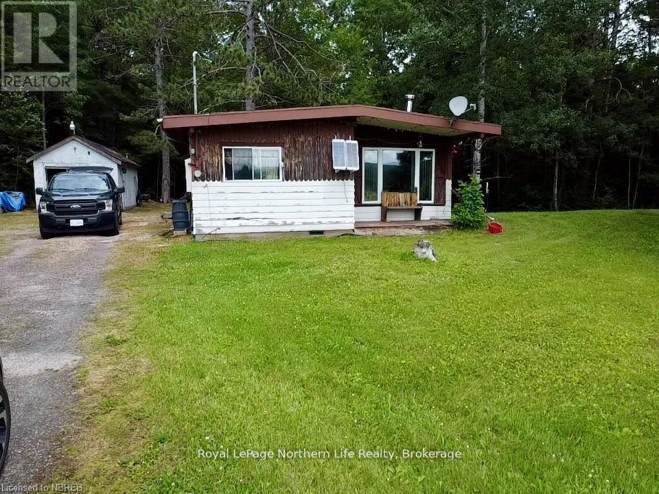 












304 LAKE NIPISSING RD ROAD

,
Nipissing,




Ontario
P0H1W0

