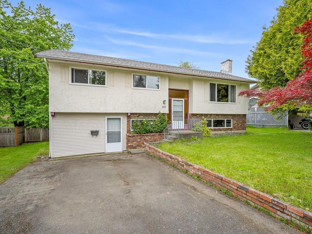 









1608


McLauchlin

Ave,
Courtenay,




BC
B9N 3V8

