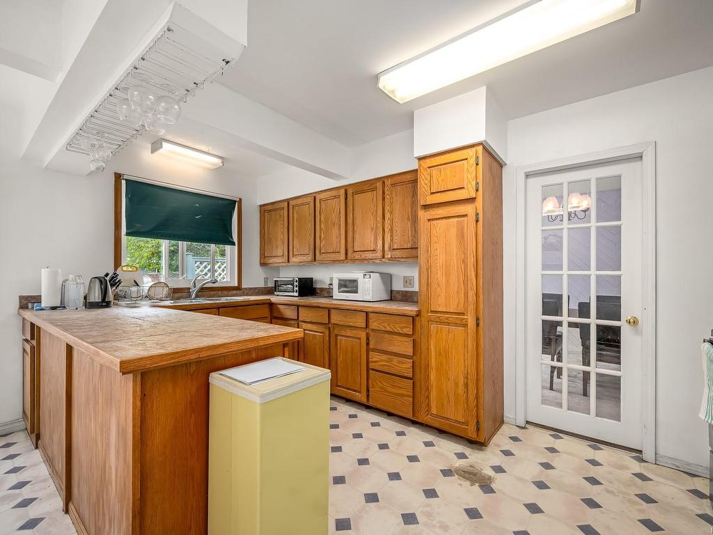 









1608


McLauchlin

Ave,
Courtenay,




BC
B9N 3V8

