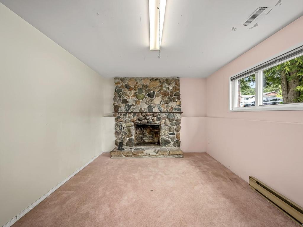 









1608


McLauchlin

Ave,
Courtenay,




BC
B9N 3V8

