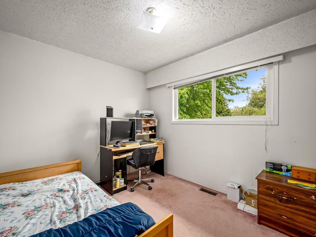 









1608


McLauchlin

Ave,
Courtenay,




BC
B9N 3V8

