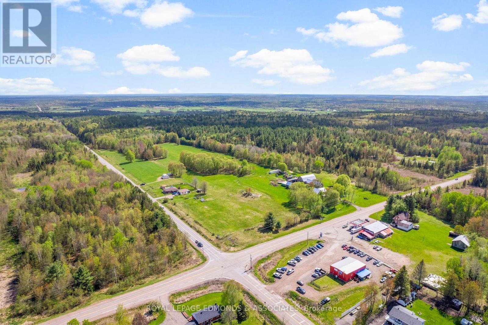 












0 DORAN ROAD

,
Laurentian Valley,







Ontario
K8A6W7

