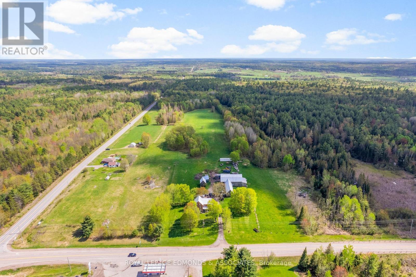 












0 DORAN ROAD

,
Laurentian Valley,







Ontario
K8A6W7

