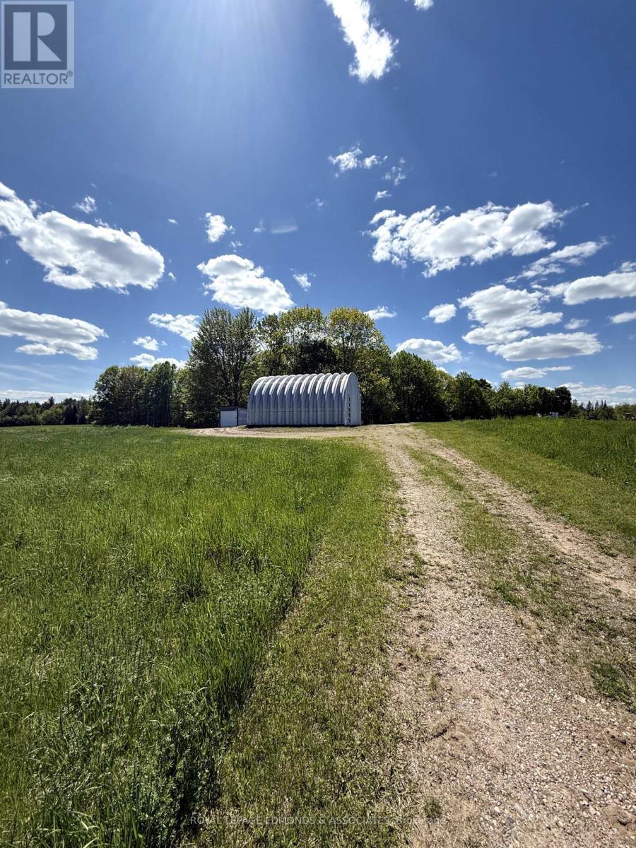 












0 DORAN ROAD

,
Laurentian Valley,







Ontario
K8A6W7

