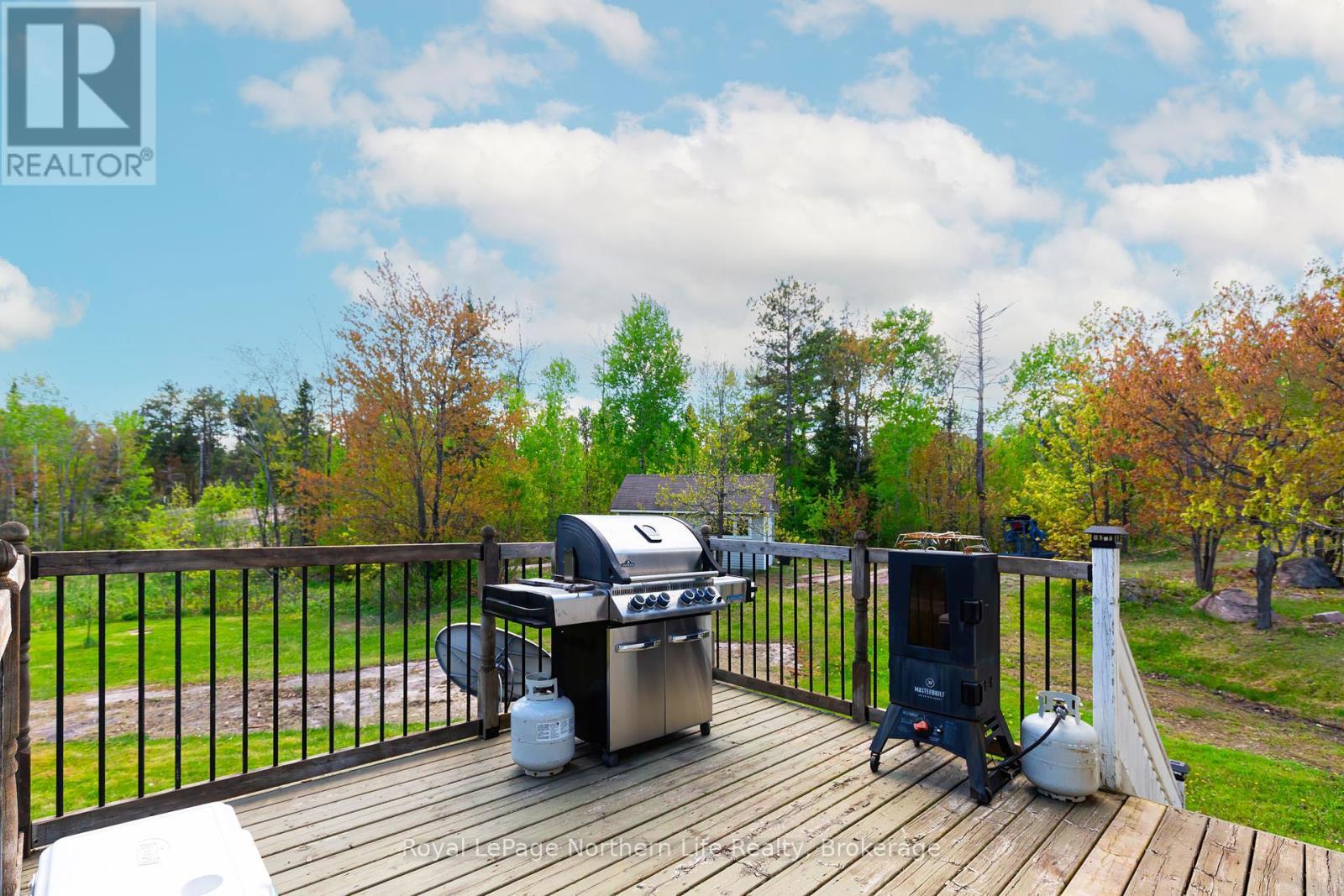 












31 ARBOUR ROAD

,
West Nipissing (Lavigne),




Ontario
P0H1R0

