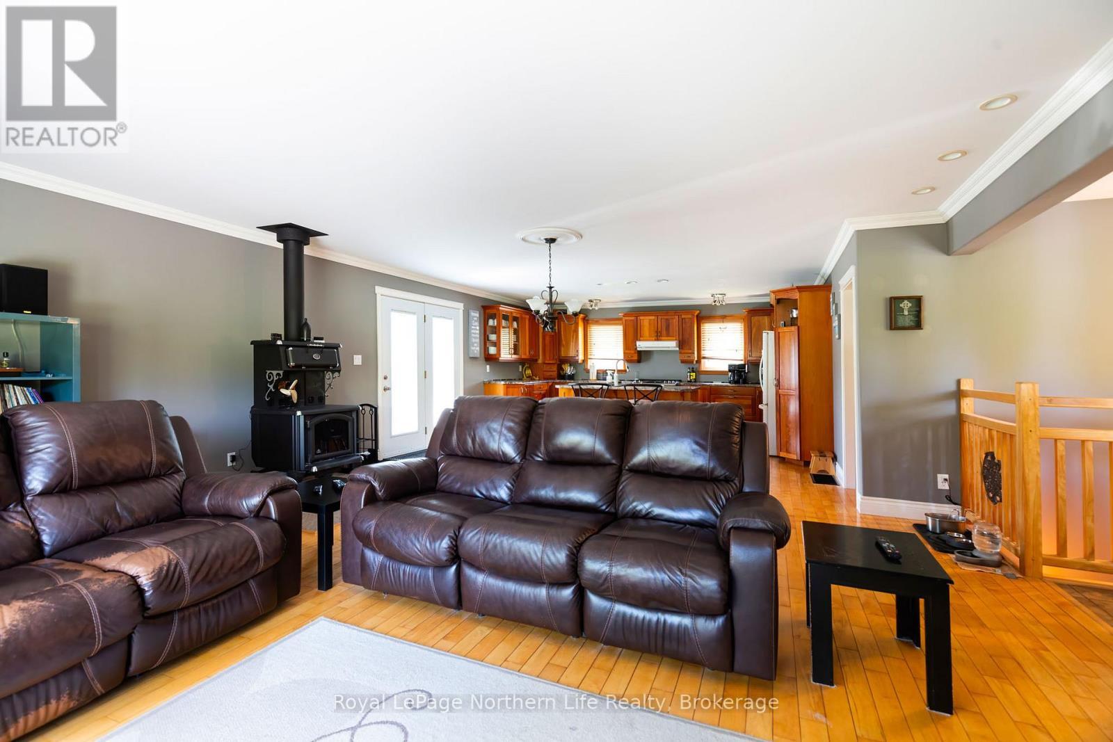 












31 ARBOUR ROAD

,
West Nipissing (Lavigne),




Ontario
P0H1R0

