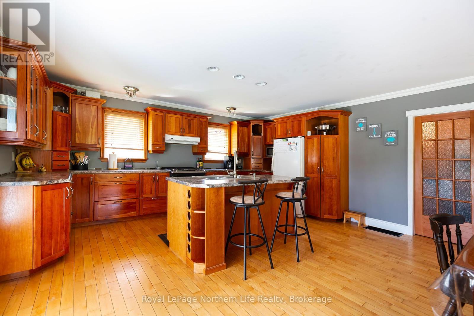












31 ARBOUR ROAD

,
West Nipissing (Lavigne),




Ontario
P0H1R0

