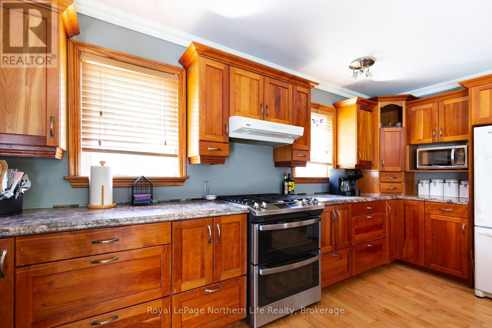 












31 ARBOUR ROAD

,
West Nipissing (Lavigne),




Ontario
P0H1R0

