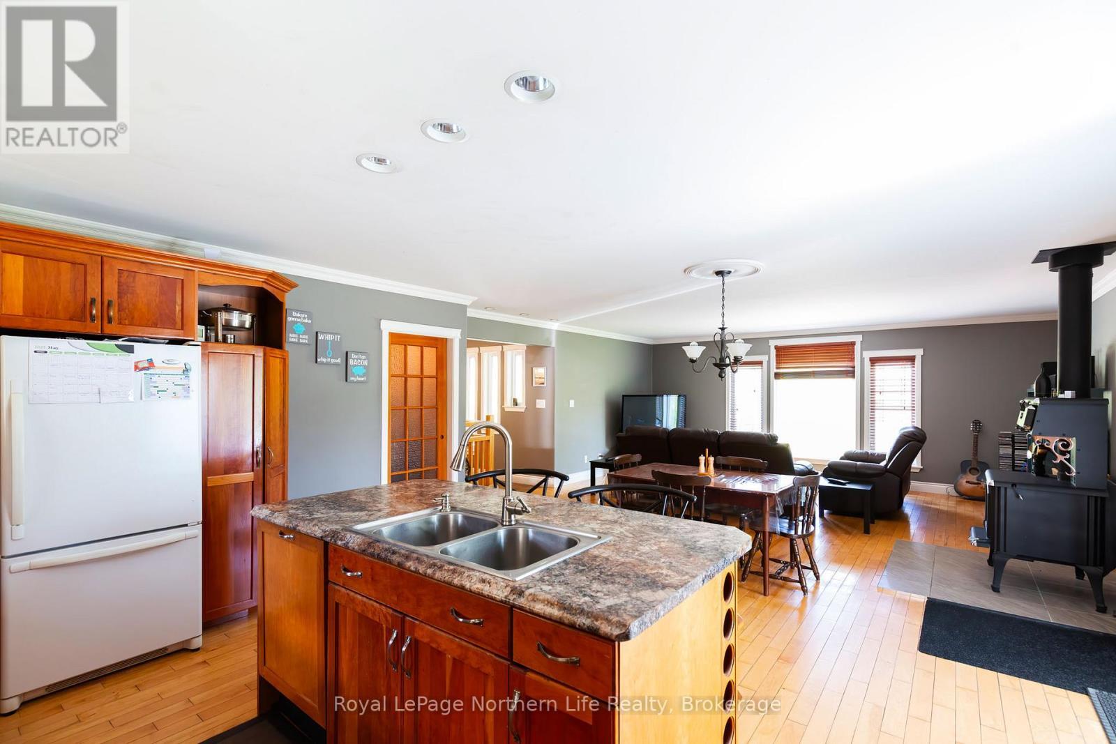












31 ARBOUR ROAD

,
West Nipissing (Lavigne),




Ontario
P0H1R0

