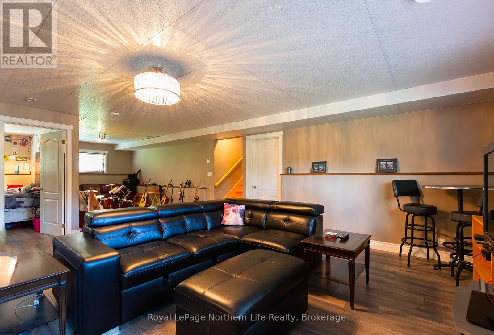 












31 ARBOUR ROAD

,
West Nipissing (Lavigne),




Ontario
P0H1R0

