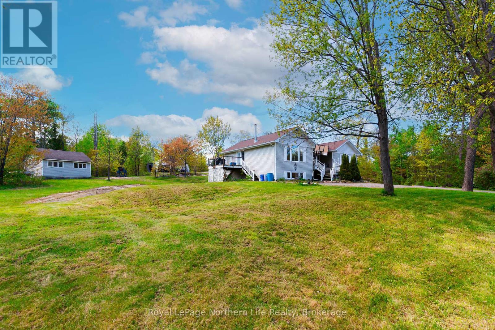 












31 ARBOUR ROAD

,
West Nipissing (Lavigne),




Ontario
P0H1R0

