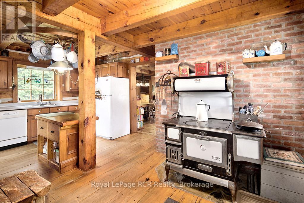 












132376 SOUTHGATE  13 SIDE ROAD

,
Southgate,




Ontario
N0C1B0

