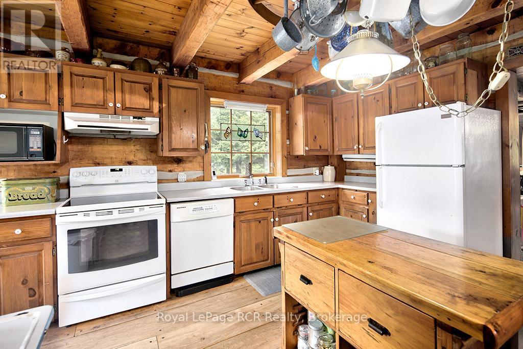 












132376 SOUTHGATE  13 SIDE ROAD

,
Southgate,




Ontario
N0C1B0

