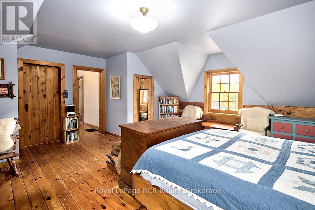 












132376 SOUTHGATE  13 SIDE ROAD

,
Southgate,




Ontario
N0C1B0

