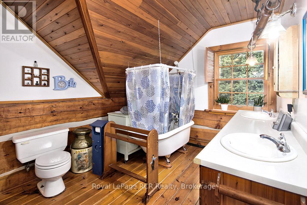 












132376 SOUTHGATE  13 SIDE ROAD

,
Southgate,




Ontario
N0C1B0

