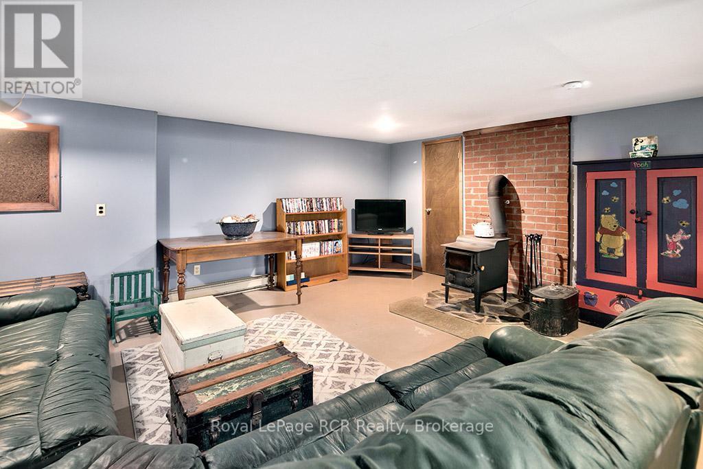 












132376 SOUTHGATE  13 SIDE ROAD

,
Southgate,




Ontario
N0C1B0

