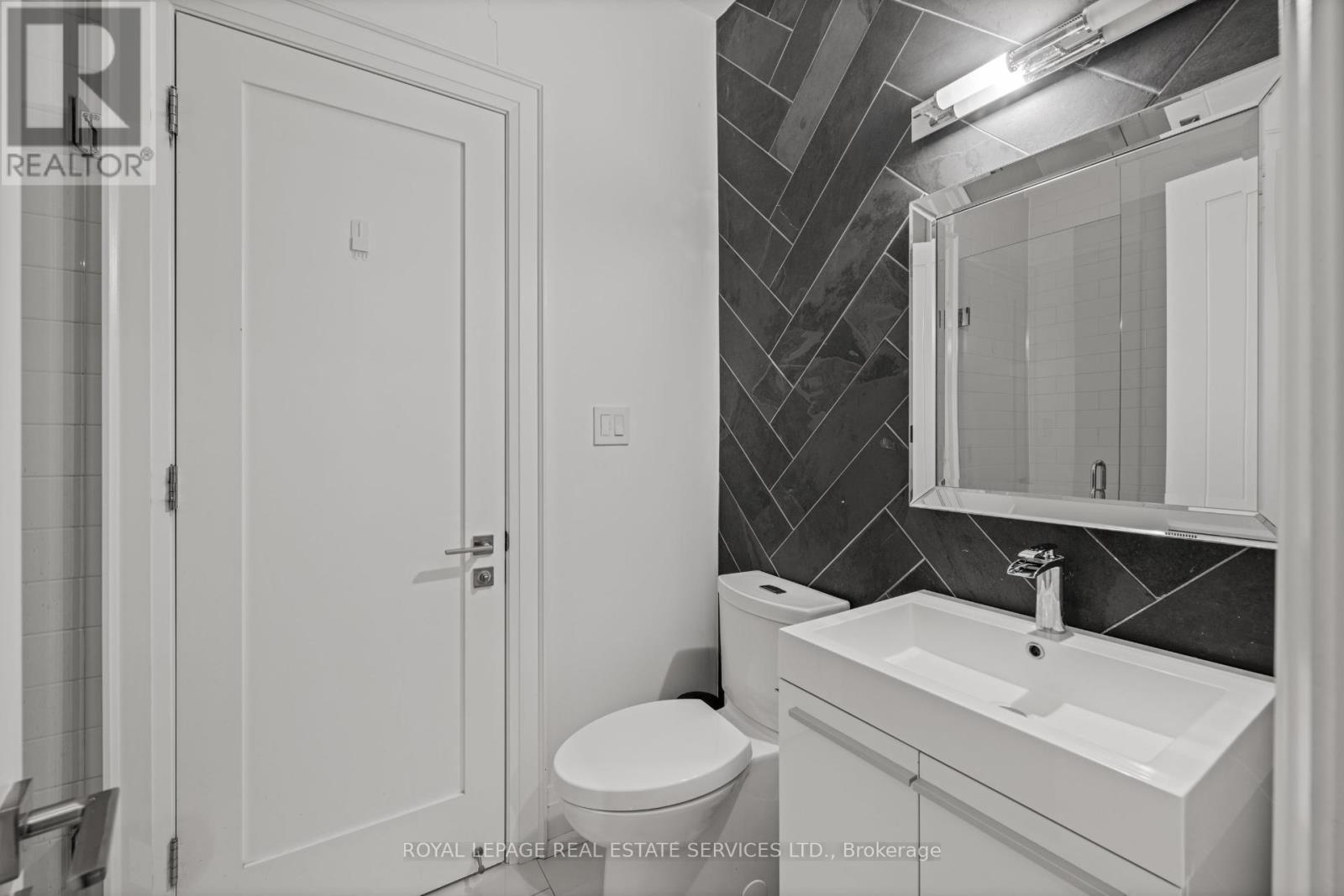 












22 BIRCHCROFT ROAD

,
Toronto,




Ontario
M9A2L4

