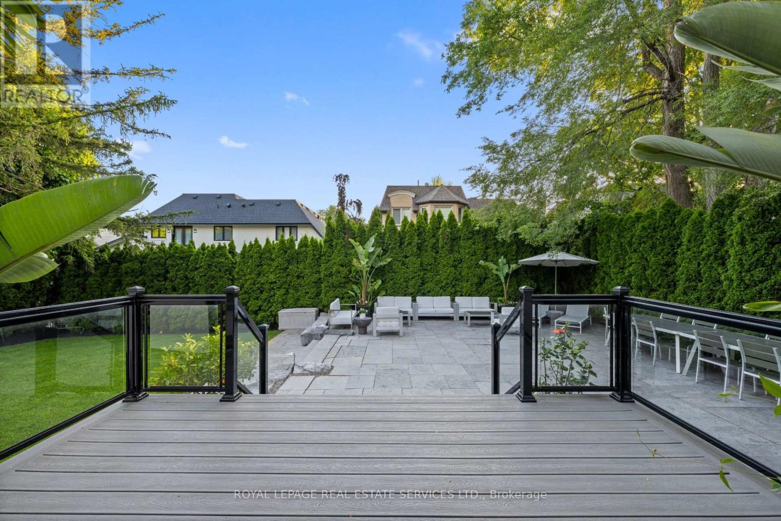 












22 BIRCHCROFT ROAD

,
Toronto,




Ontario
M9A2L4

