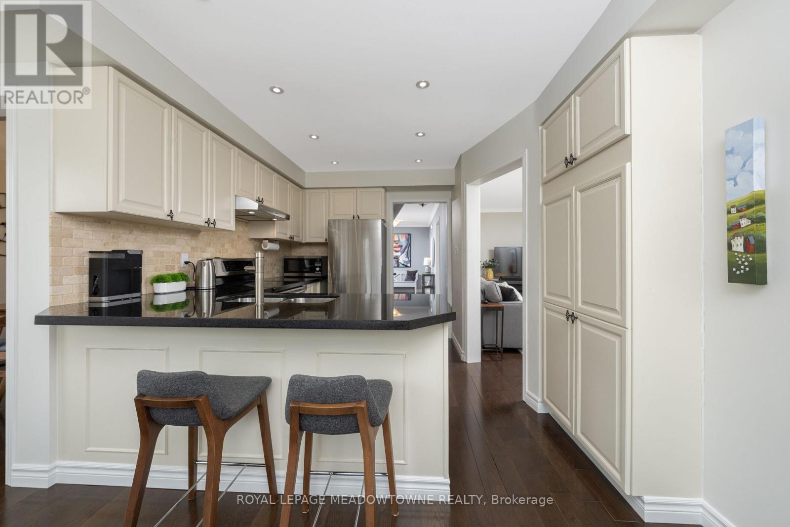 












62 HARLEY AVENUE

,
Halton Hills,




Ontario
L7G5R9

