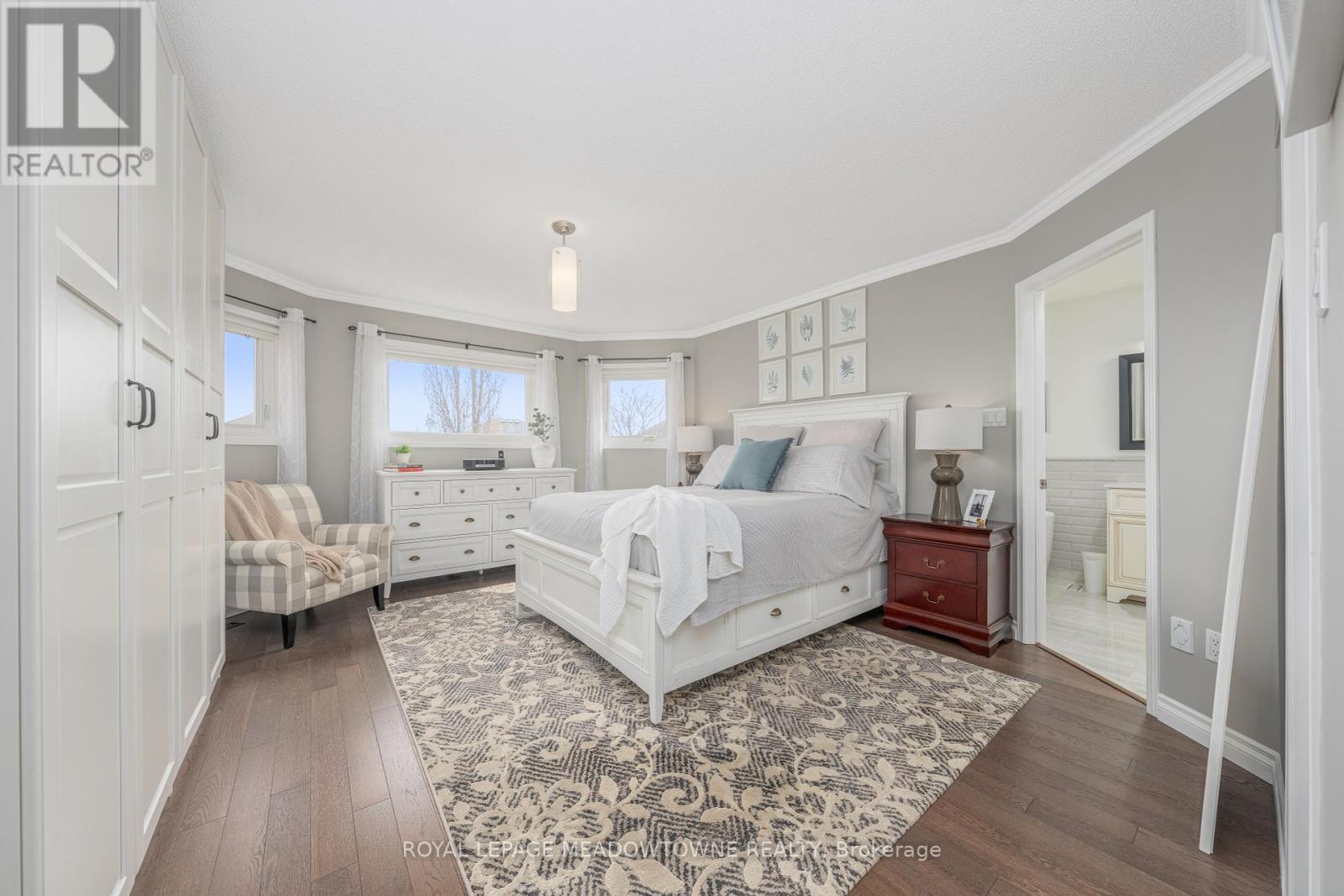 












62 HARLEY AVENUE

,
Halton Hills,




Ontario
L7G5R9

