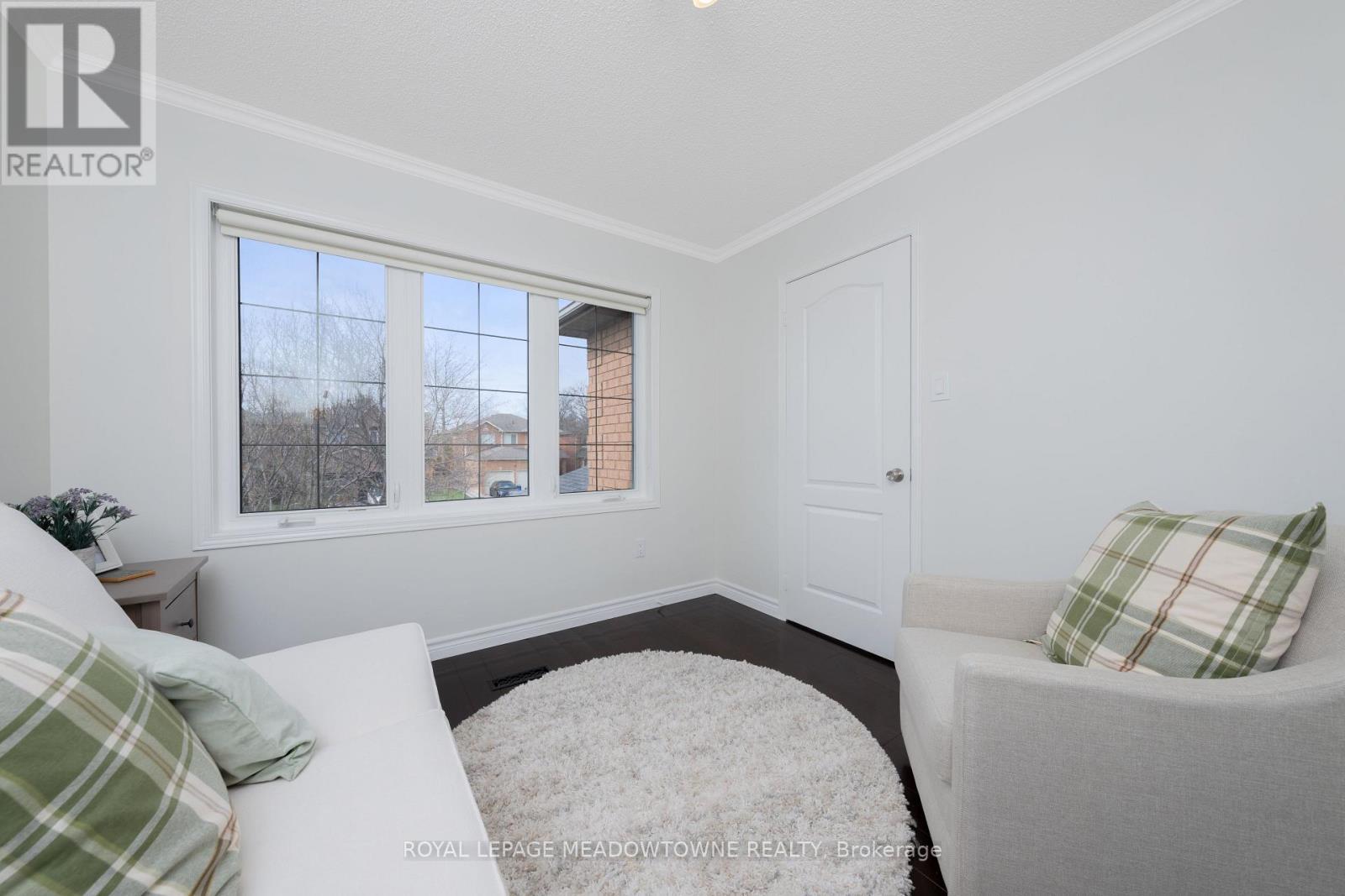 












62 HARLEY AVENUE

,
Halton Hills,




Ontario
L7G5R9

