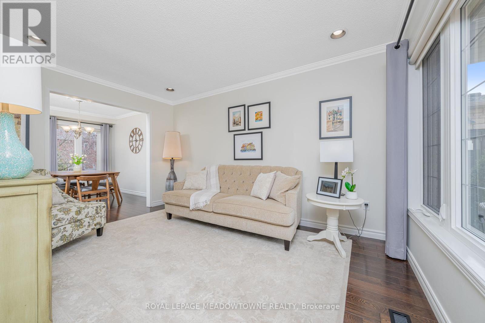 












62 HARLEY AVENUE

,
Halton Hills,




Ontario
L7G5R9

