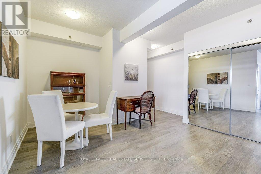 












701 - 55 SPEERS ROAD

,
Oakville,




Ontario
L6K0H9

