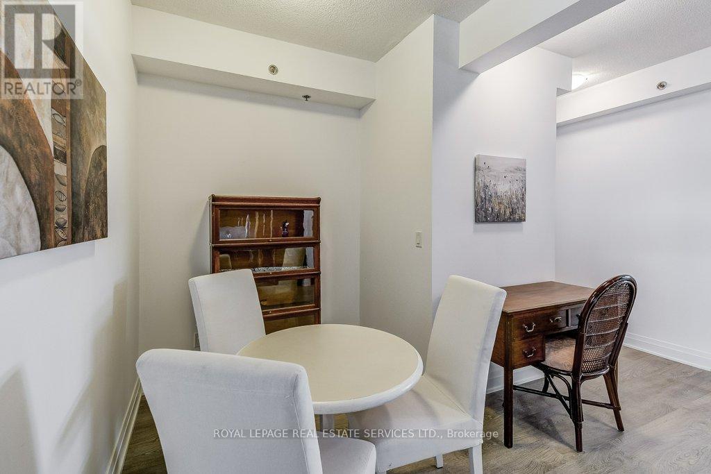 












701 - 55 SPEERS ROAD

,
Oakville,




Ontario
L6K0H9

