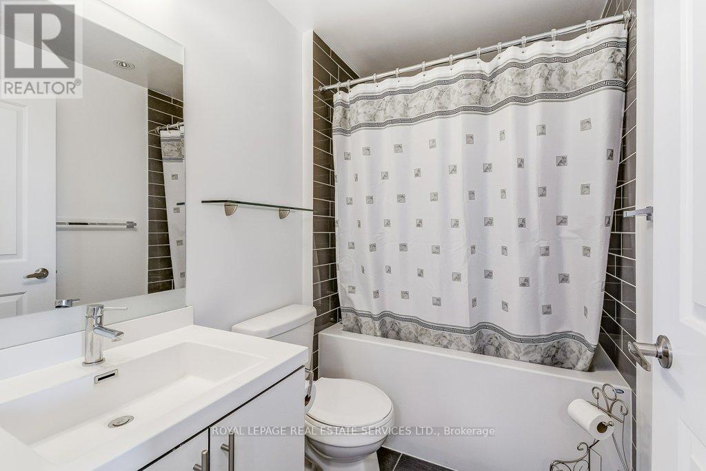 












701 - 55 SPEERS ROAD

,
Oakville,




Ontario
L6K0H9


