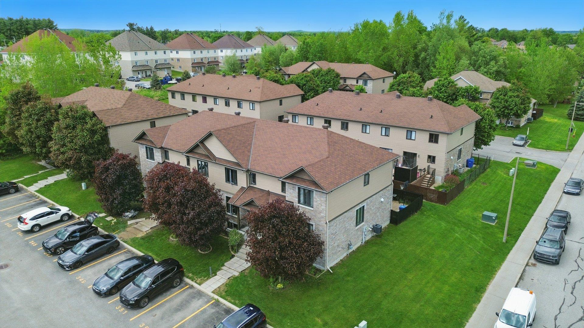 









353


Rue Jeannine-Grégoire-Ross

,
Gatineau (Gatineau),




QC
J8P0C9

