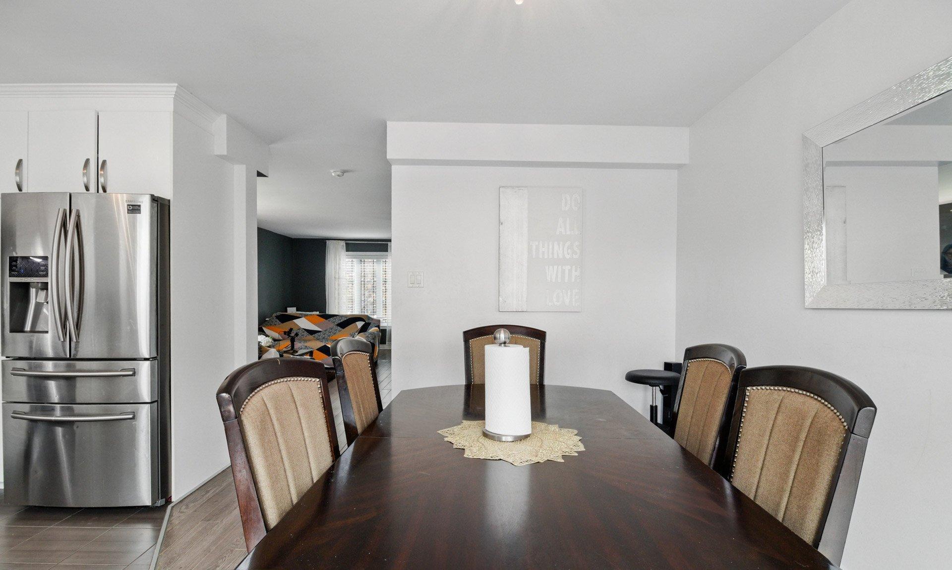 









353


Rue Jeannine-Grégoire-Ross

,
Gatineau (Gatineau),




QC
J8P0C9

