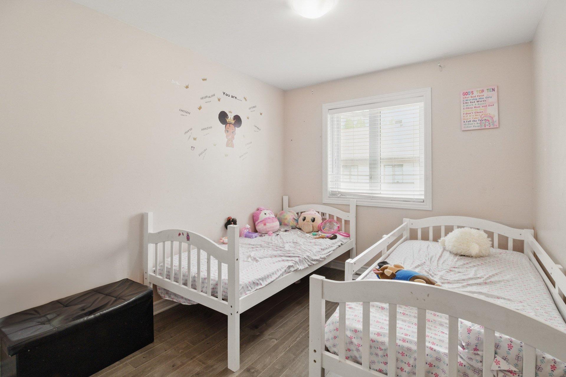 









353


Rue Jeannine-Grégoire-Ross

,
Gatineau (Gatineau),




QC
J8P0C9

