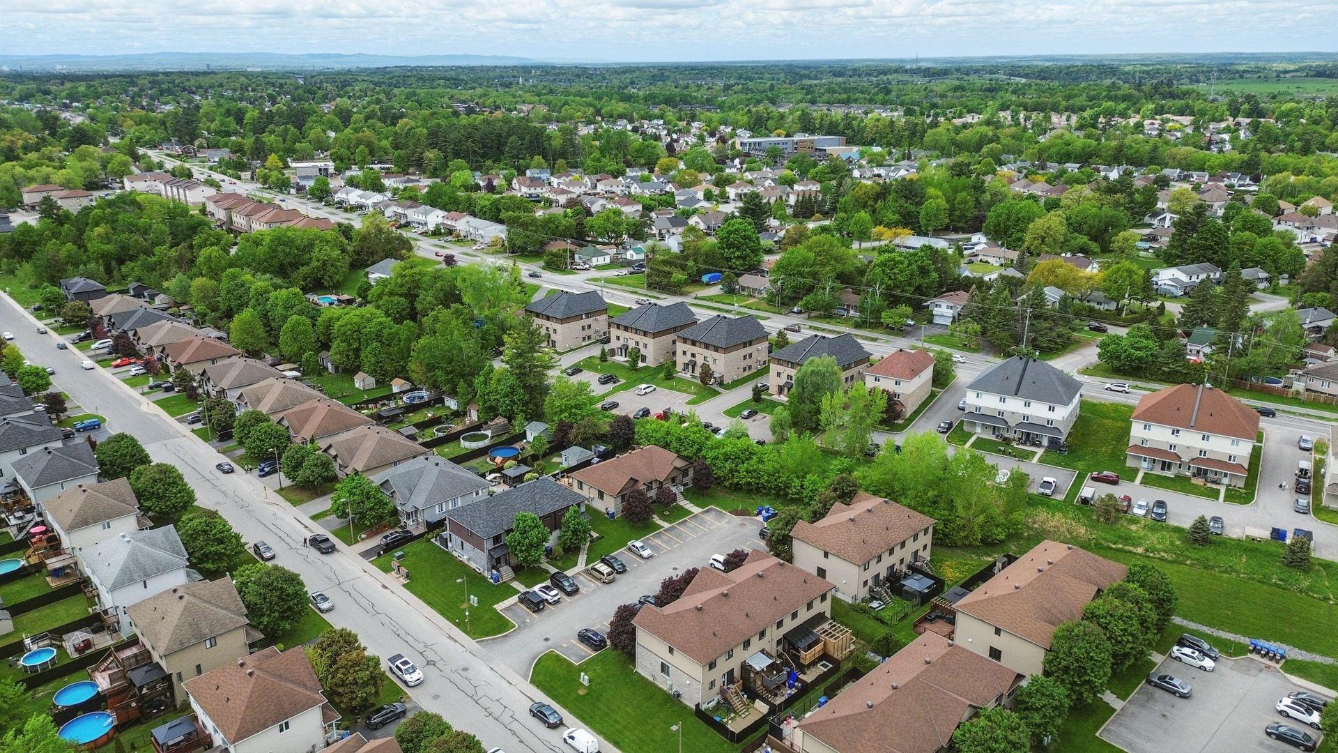 









353


Rue Jeannine-Grégoire-Ross

,
Gatineau (Gatineau),




QC
J8P0C9

