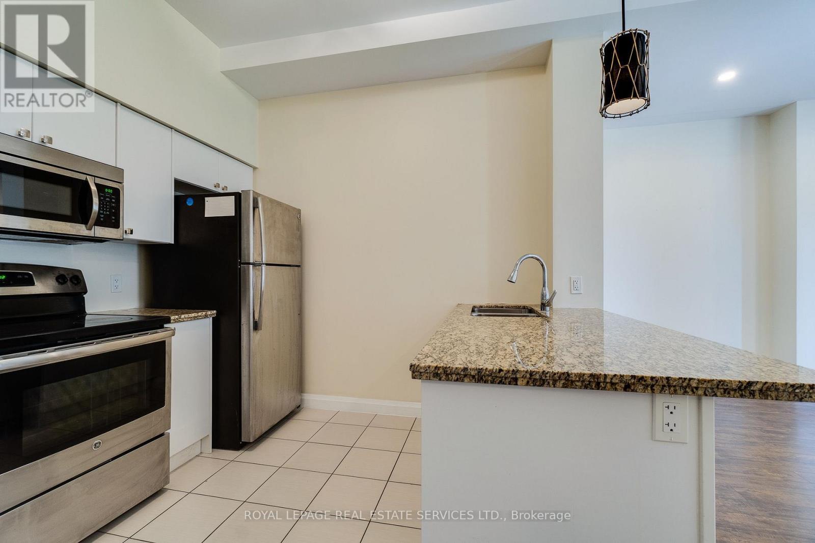 












611 - 112 KING STREET E

,
Hamilton,




Ontario
L9G3V8

