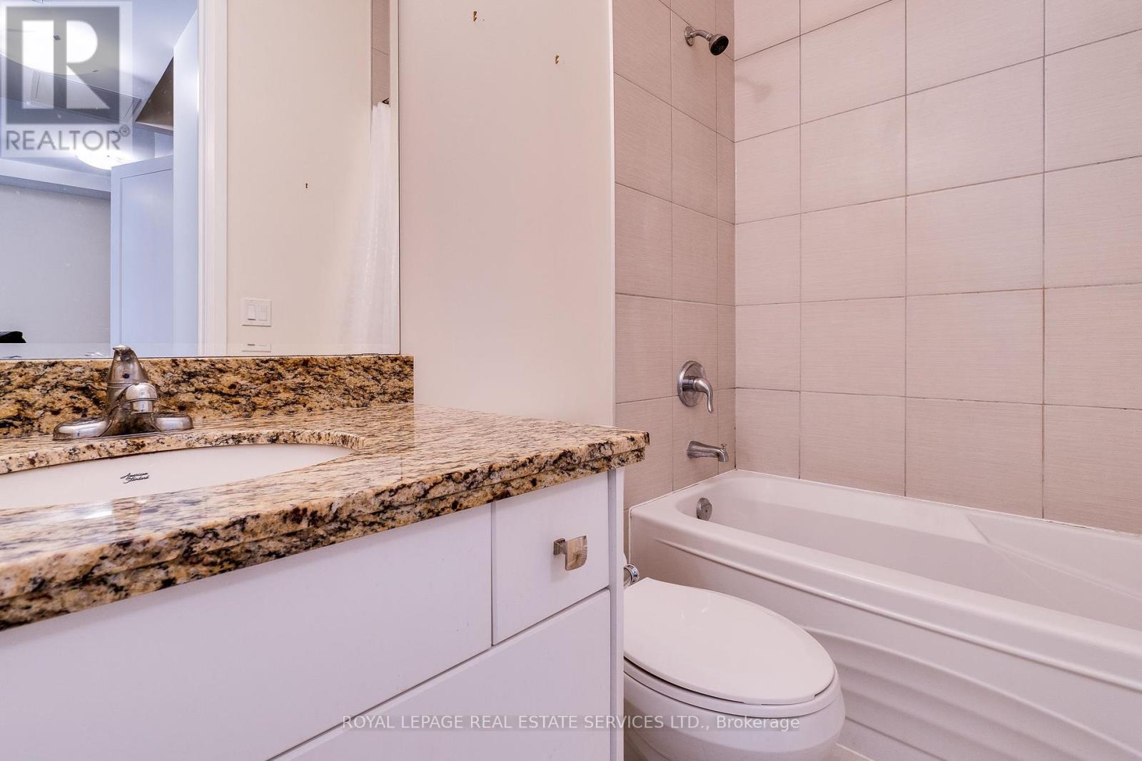 












611 - 112 KING STREET E

,
Hamilton,




Ontario
L9G3V8

