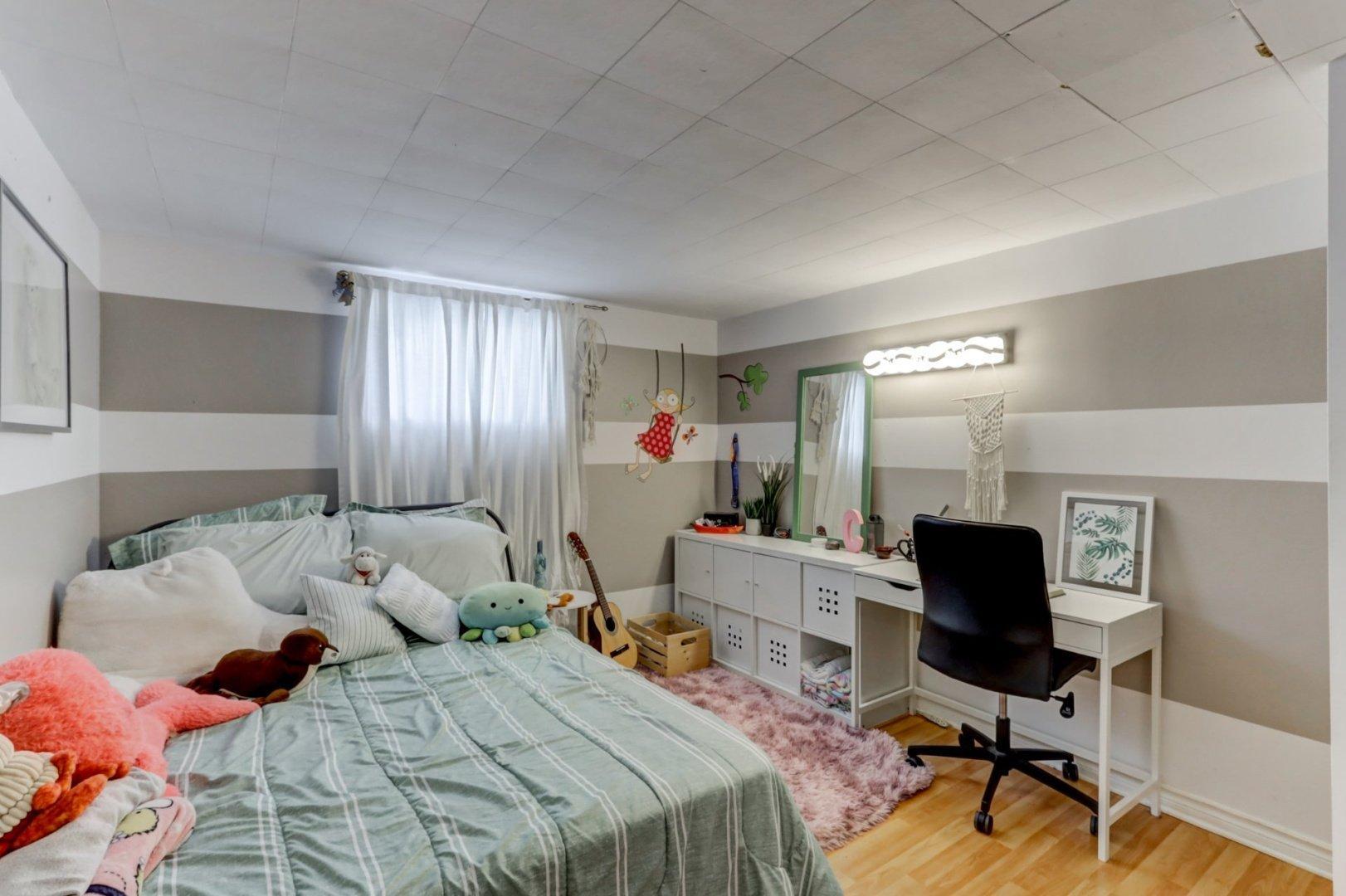 









2616


Place de Bergerac

,
Boisbriand,




QC
J7H1T6

