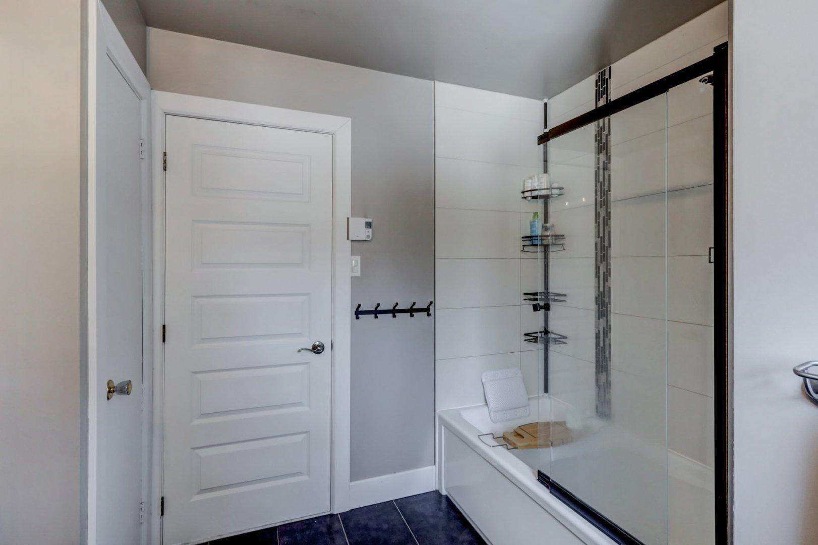 









2616


Place de Bergerac

,
Boisbriand,




QC
J7H1T6

