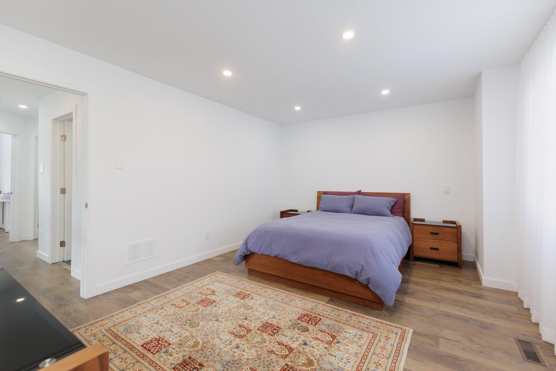 









19


8e Avenue

,
Laval (Auteuil),




QC
H7H2M2

