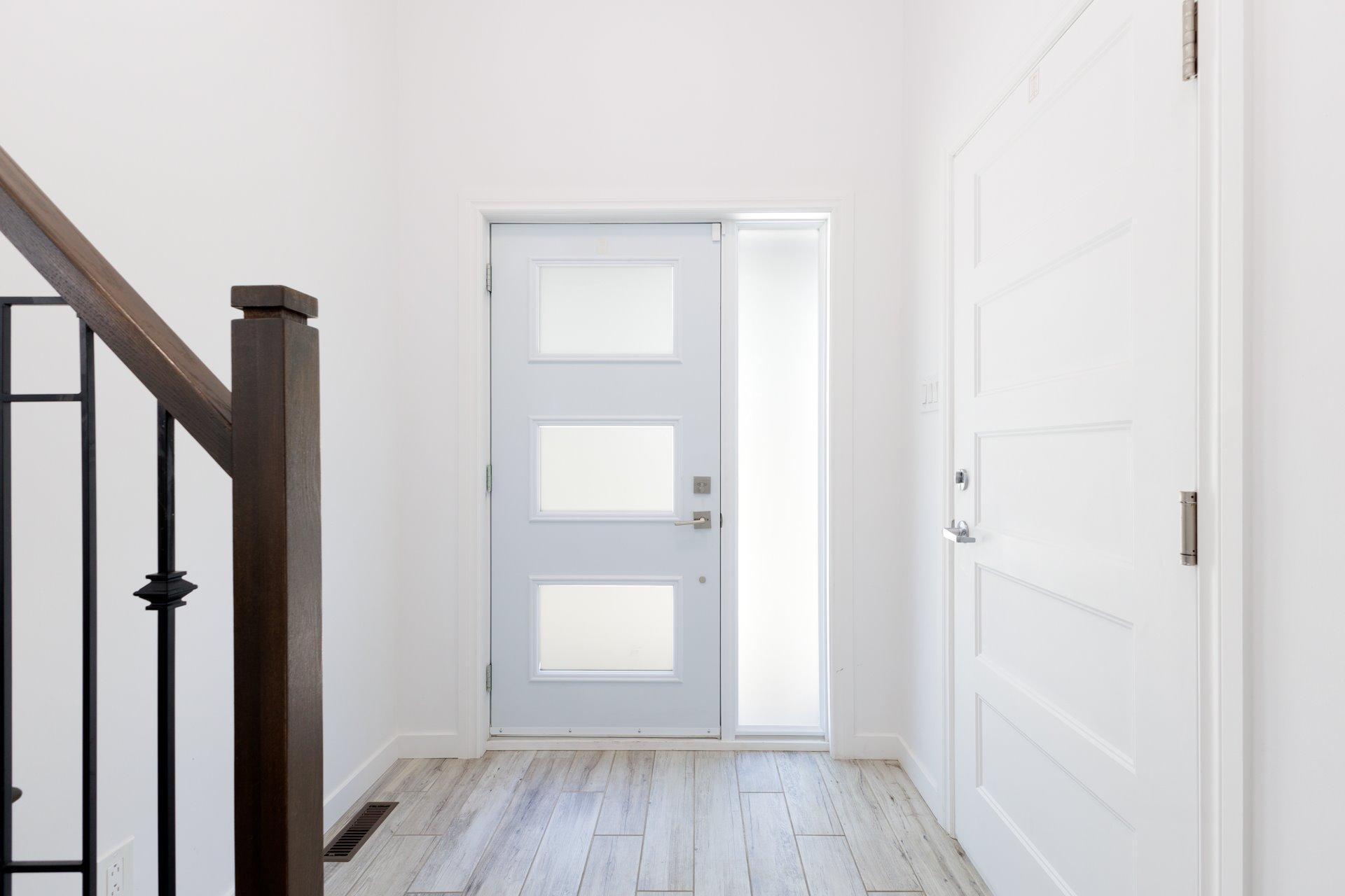 









19


8e Avenue

,
Laval (Auteuil),




QC
H7H2M2

