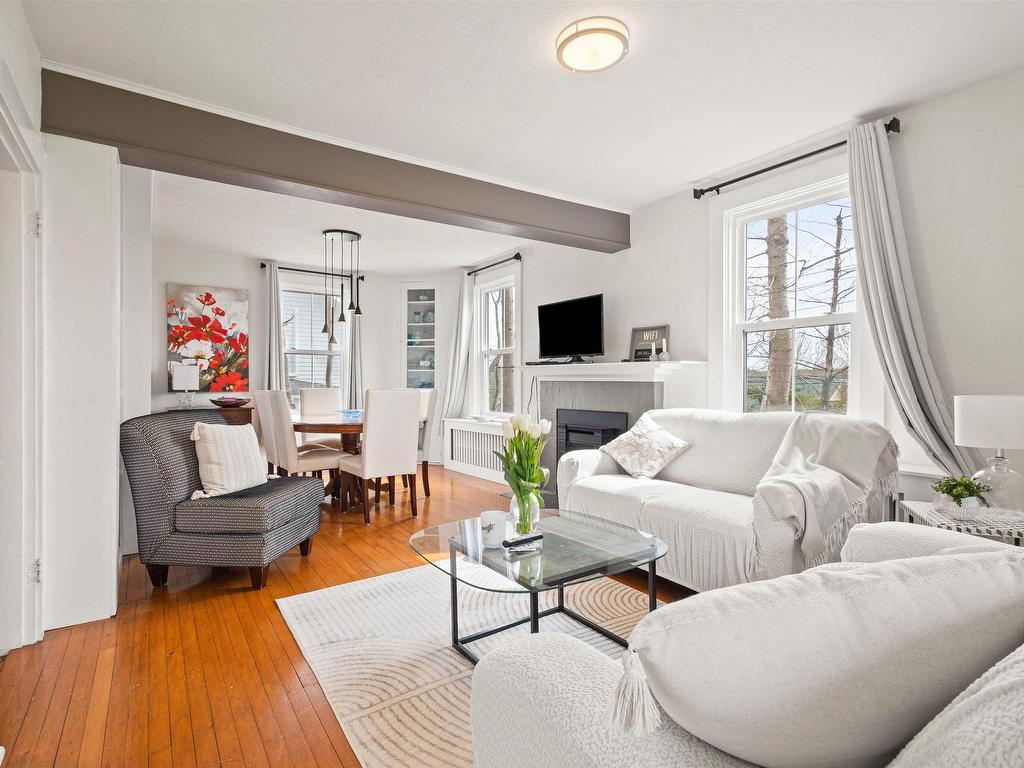 












93 Queen Street

,
Chester,




NS
B0J 1H0

