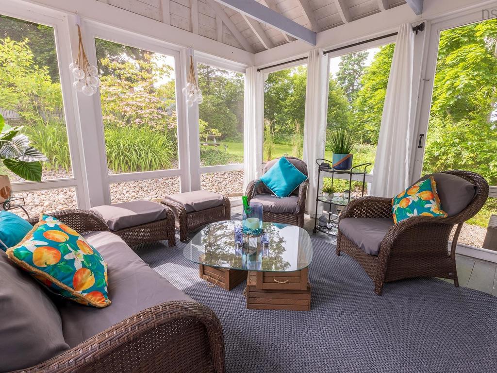 












93 Queen Street

,
Chester,




NS
B0J 1H0

