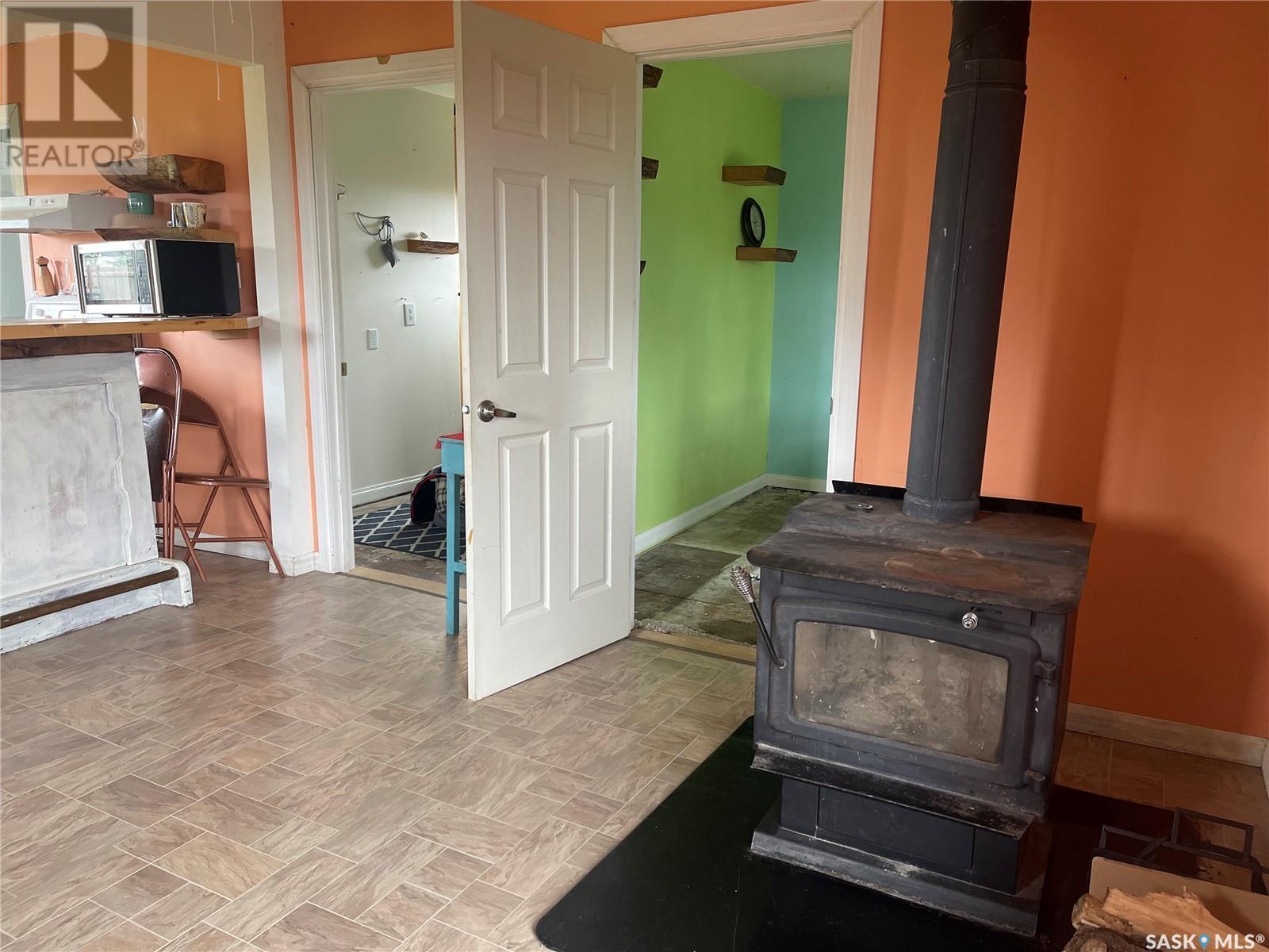 












402 Railway AVENUE

,
Brock,




Saskatchewan
S0L0H0

