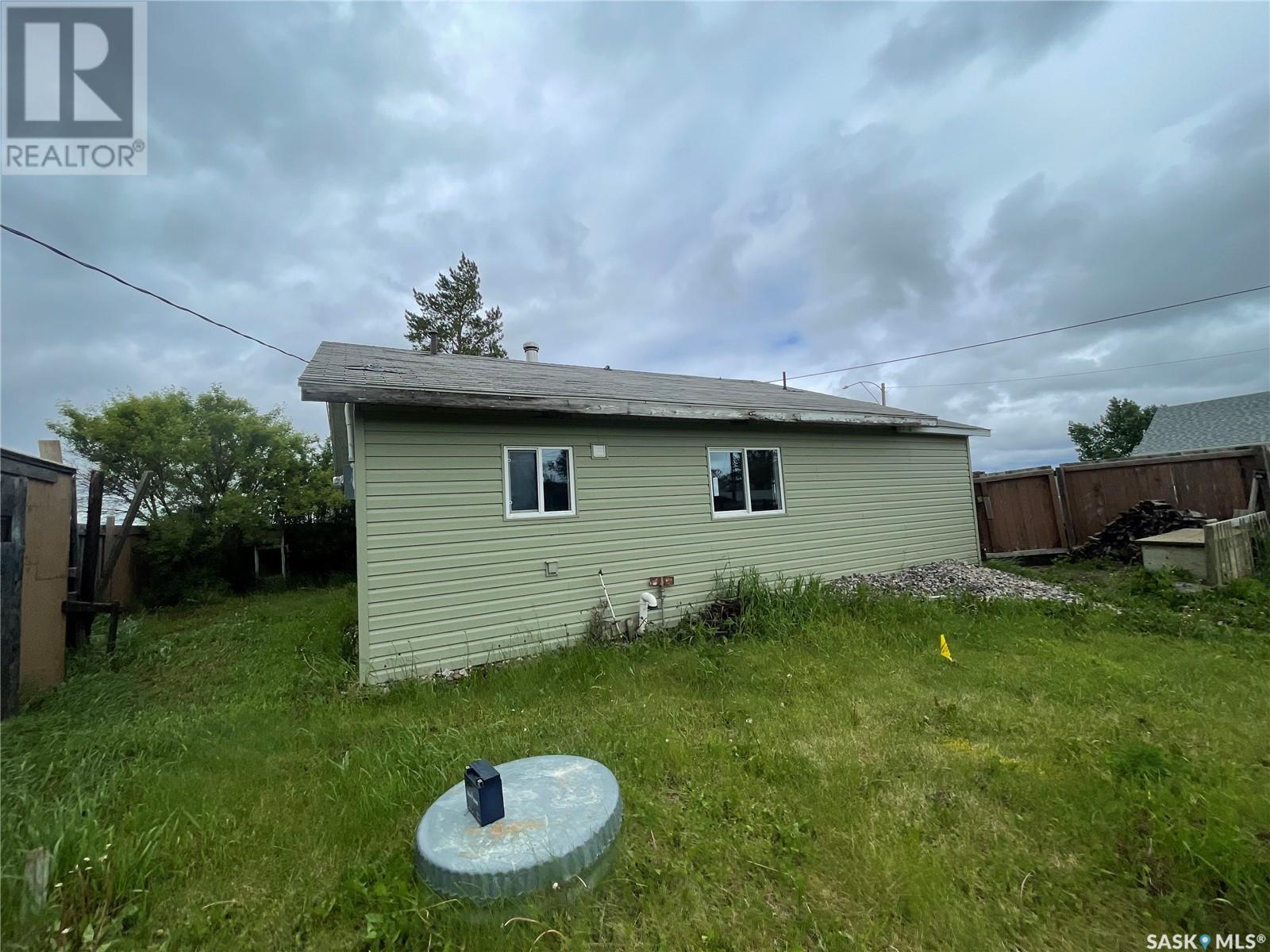 












402 Railway AVENUE

,
Brock,




Saskatchewan
S0L0H0

