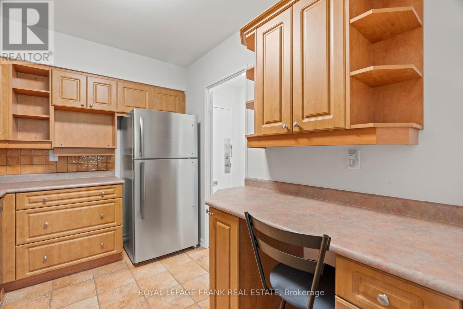 












403 - 551 THE WEST MALL

,
Toronto (Etobicoke West Mall),




Ontario
M9C1G7

