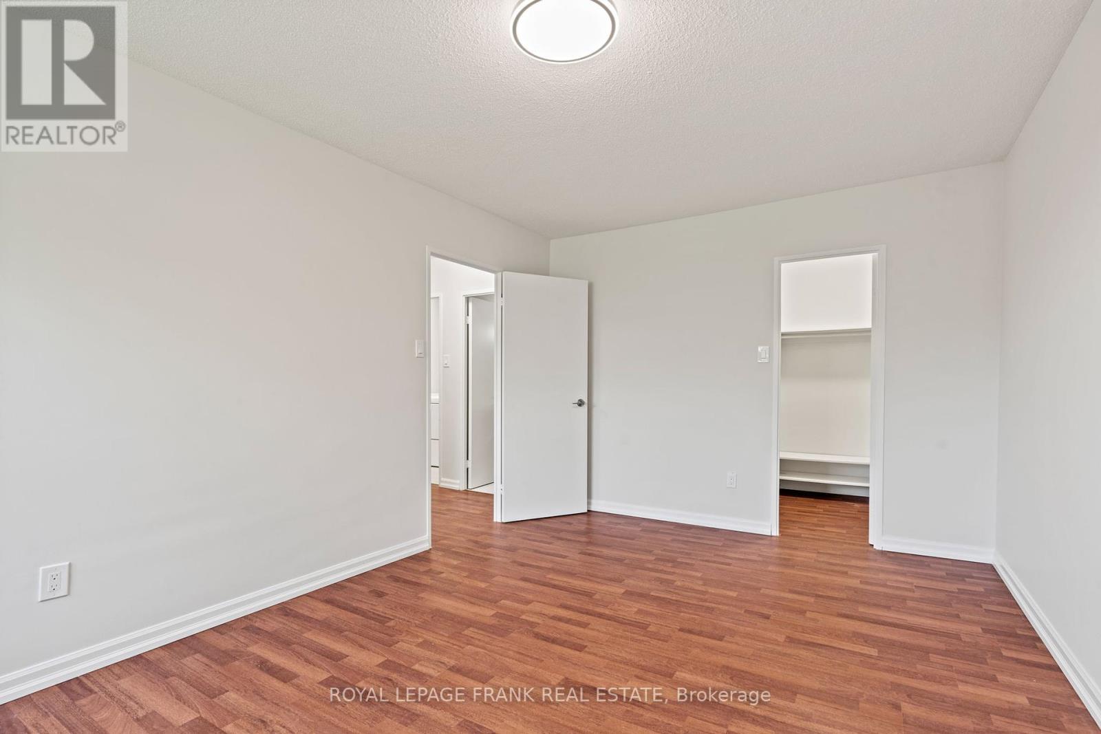 












403 - 551 THE WEST MALL

,
Toronto (Etobicoke West Mall),




Ontario
M9C1G7

