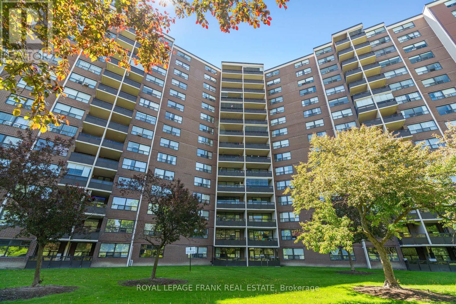 












403 - 551 THE WEST MALL

,
Toronto (Etobicoke West Mall),




Ontario
M9C1G7

